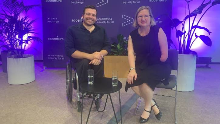 Paralympic athlete Kurt Fearnley and Accenture’s Emma Olivier for International Day of Persons with Disability